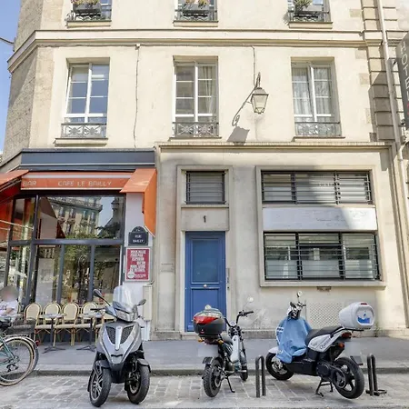 Branded New And Comfy - Heart Of 3 * Parigi